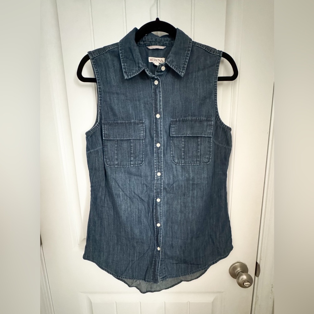 Merona Blue Sleeveless Button-Up Top